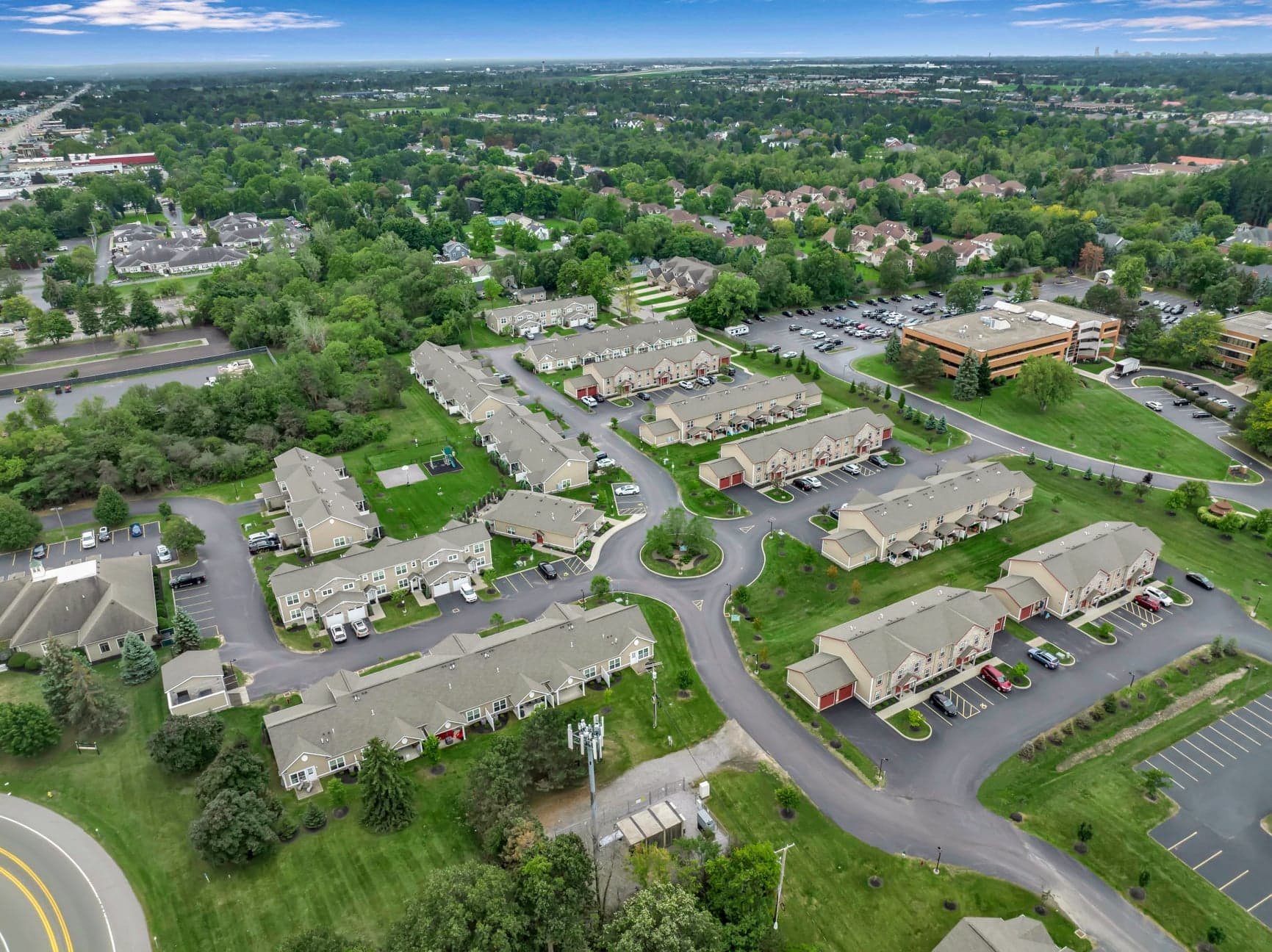 The Glen At Sheridan Meadows Apartments, 160 Glendon Place